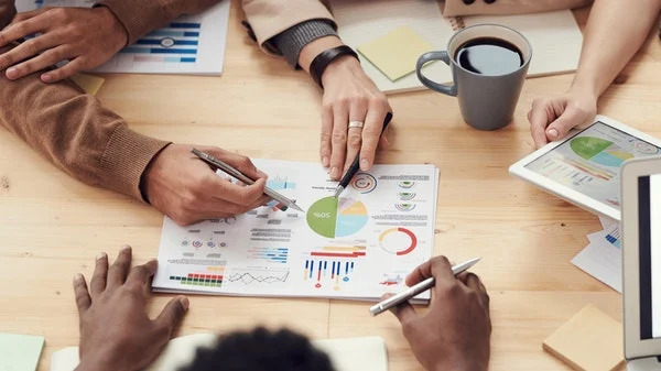 Je vais optimiser votre stratégie de marketing digital pour maximiser votre ROI